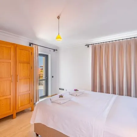 Fortuna Superior * Kas